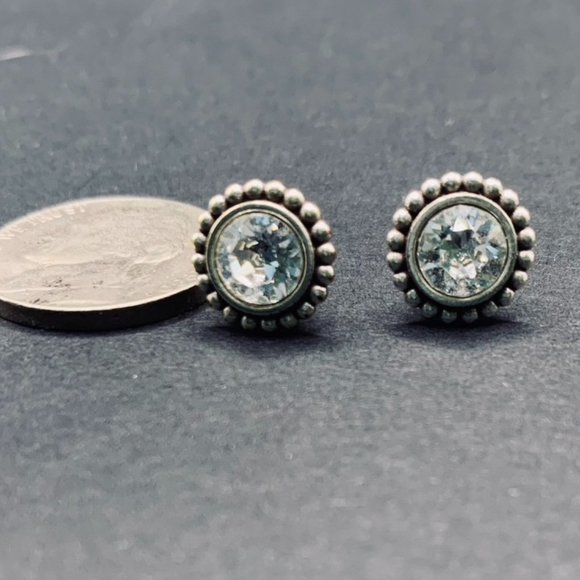 Brighten Crystal Studs - Picture 1 of 2